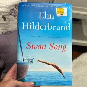 Swan Song by Elin Hilderbrand Hardcover
